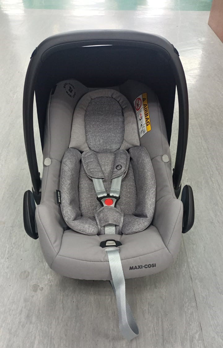 Maxi-Cosi Rock Rear Facing Car Seat - DEMO UNIT (PICKUP ONLY)